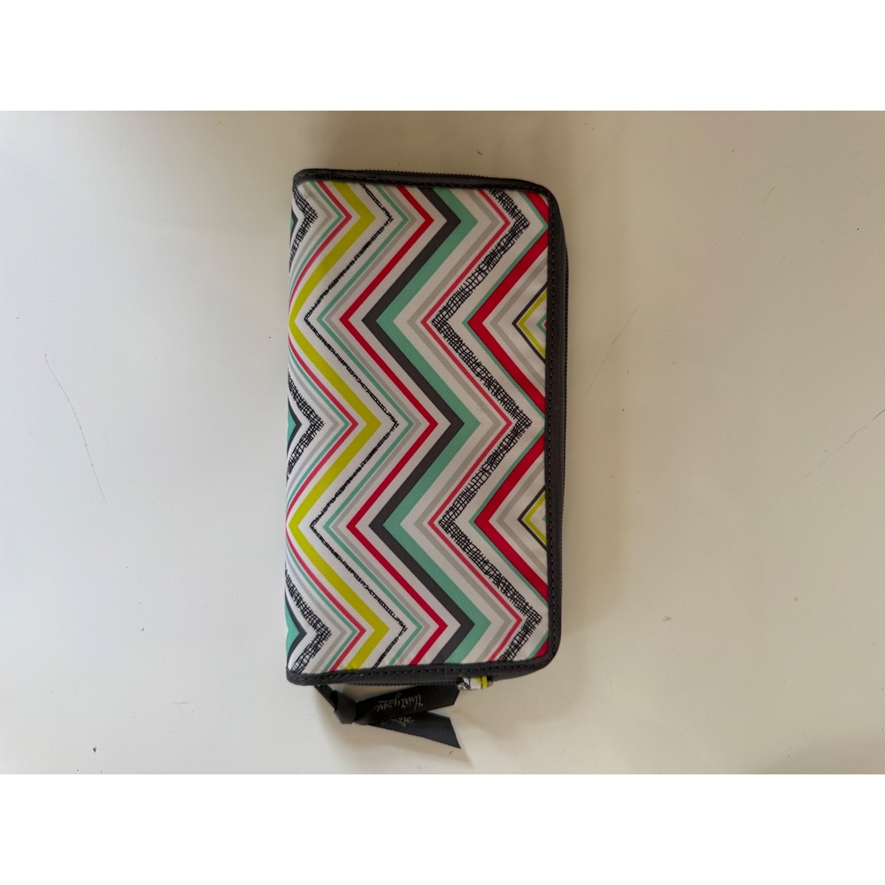Thirty One Coupon Organizer Wallet Chevron Multicolor Zip Around Accordion